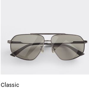 Bottega Veneta shades